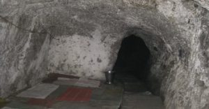 vashishta-cave
